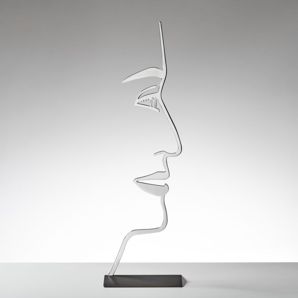 Skulptur ADA 1 (OUTLINE) Alex Katz im Hotel THE WELLEM Düsseldorf